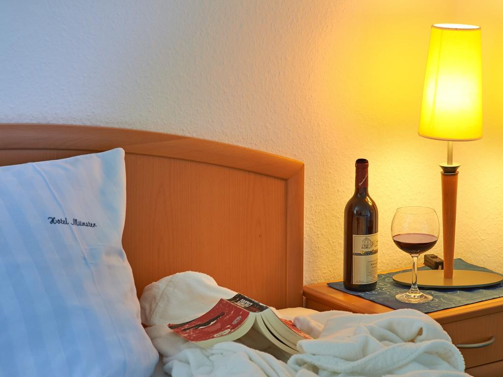 Hotel Muenster Emmelshausen Rum bild