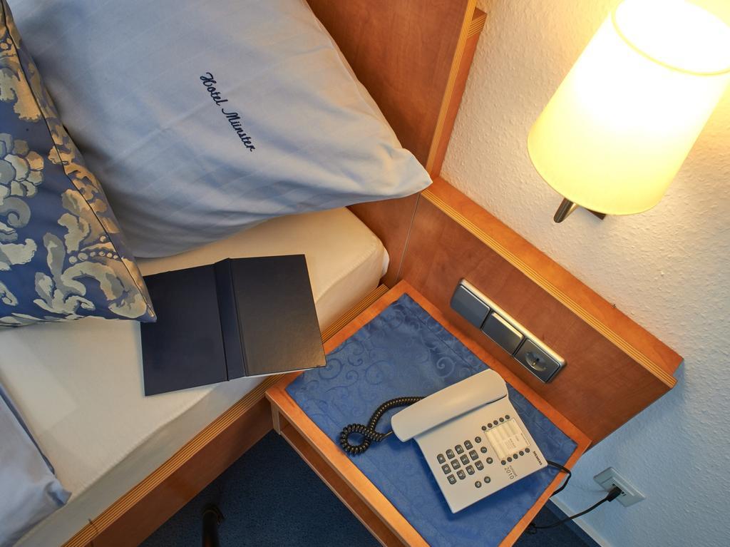 Hotel Muenster Emmelshausen Rum bild